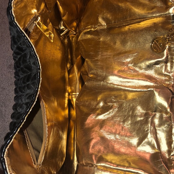 Big Buddha Purse - Picture 5 of 6